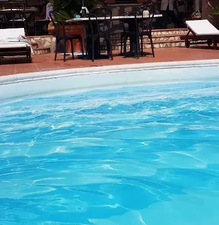 L'oasi Di Ambra Dependance Casa vacanze *